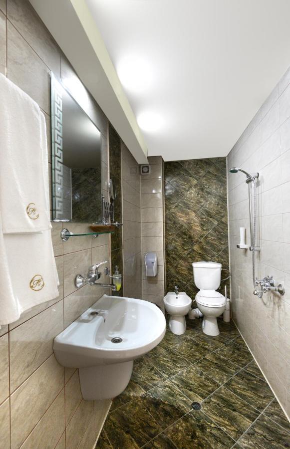 Hotel Sveti Nikola Boyana - Free Parking Sofia Bagian luar foto