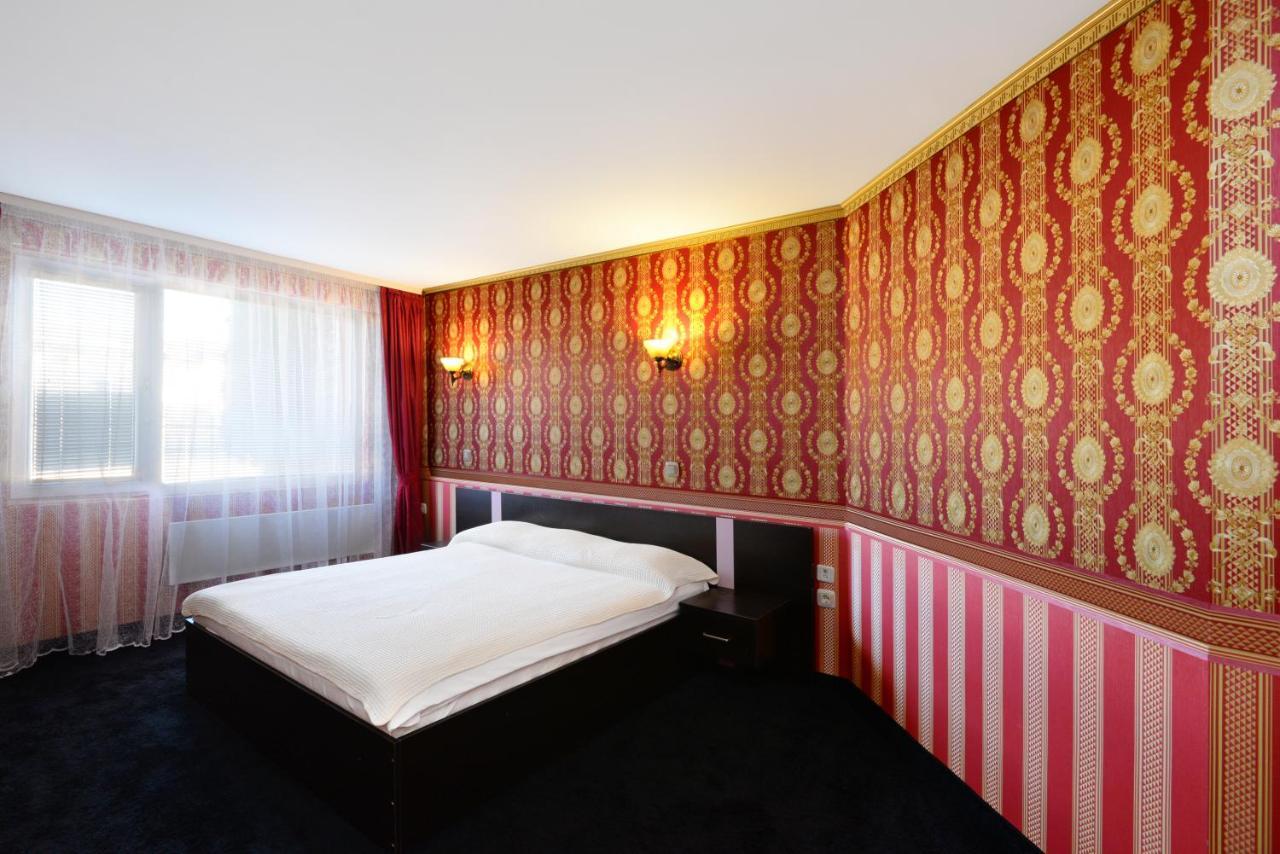 Hotel Sveti Nikola Boyana - Free Parking Sofia Bagian luar foto
