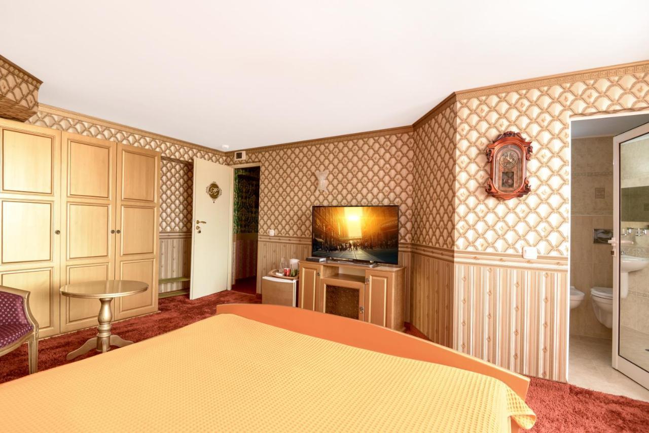 Hotel Sveti Nikola Boyana - Free Parking Sofia Bagian luar foto