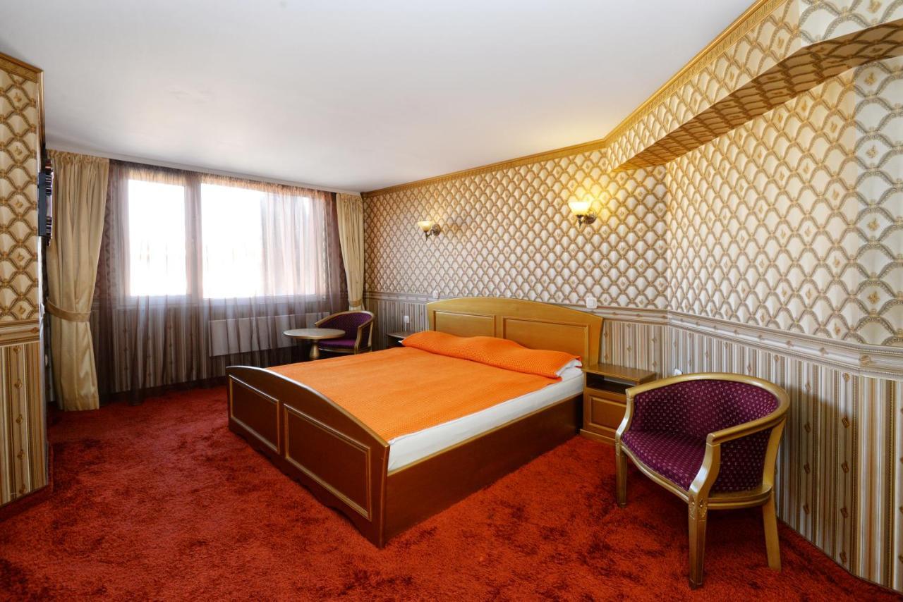 Hotel Sveti Nikola Boyana - Free Parking Sofia Ruang foto